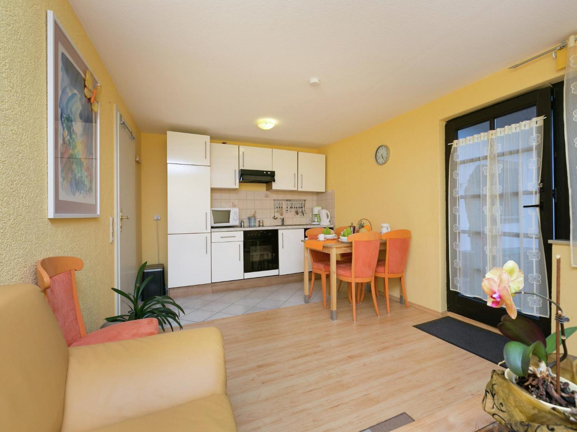 A Modern Apartment In The Hunsr Ck Region S Romantic Drohn Valley Merschbach Exterior photo