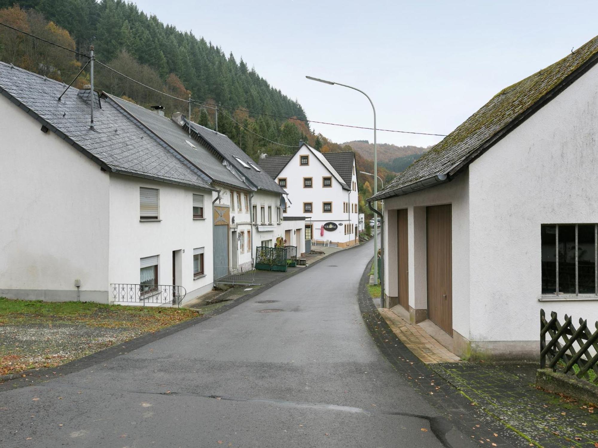 A Modern Apartment In The Hunsr Ck Region S Romantic Drohn Valley Merschbach Exterior photo